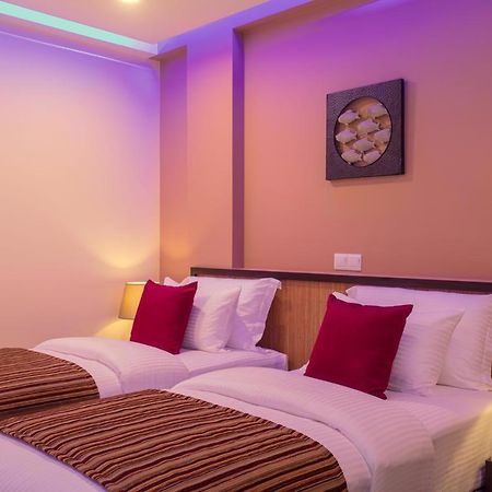 Eleven Trees Maldives Hotel Hulhumale Bagian luar foto