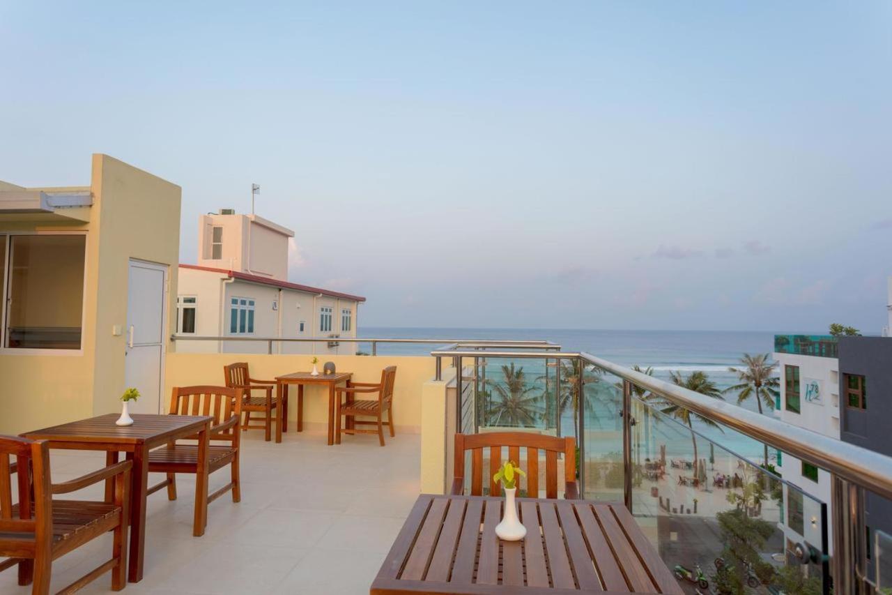 Eleven Trees Maldives Hotel Hulhumale Bagian luar foto