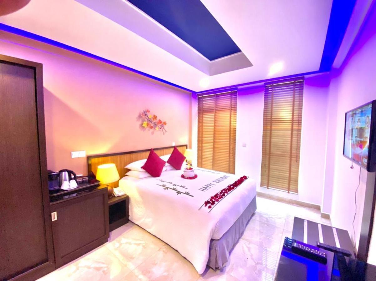 Eleven Trees Maldives Hotel Hulhumale Bagian luar foto