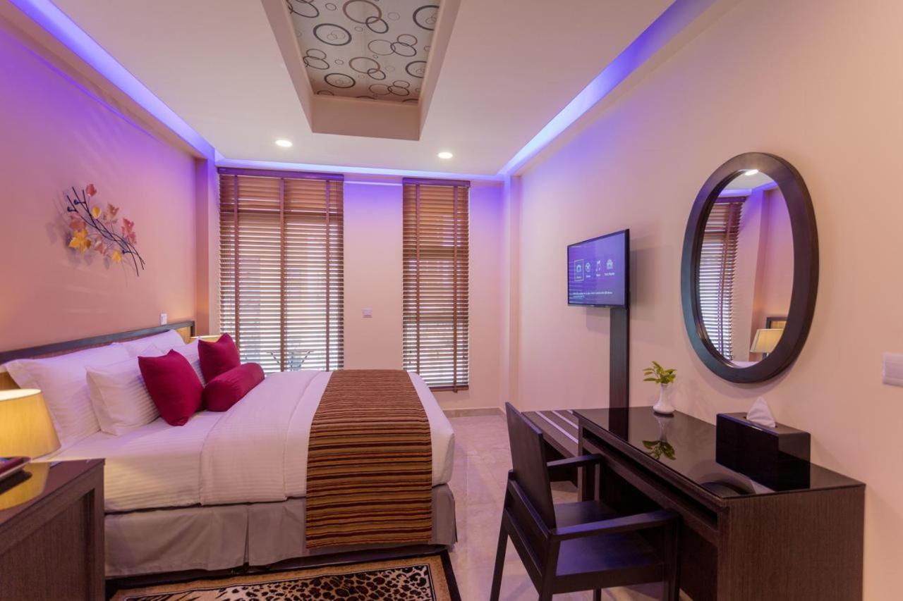 Eleven Trees Maldives Hotel Hulhumale Bagian luar foto