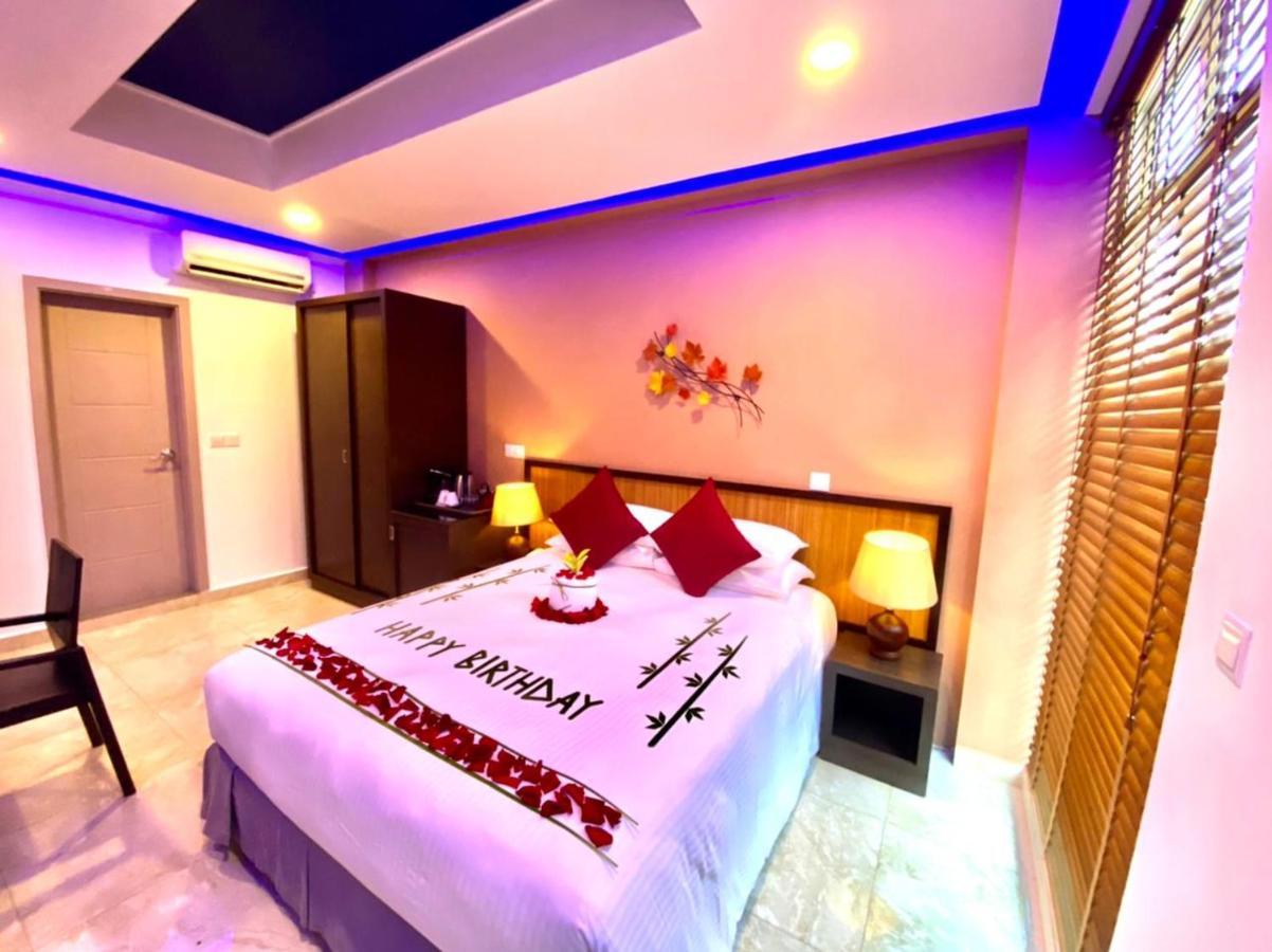 Eleven Trees Maldives Hotel Hulhumale Bagian luar foto